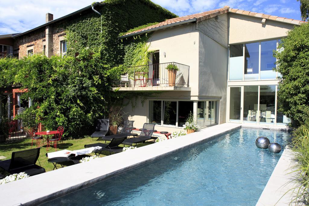 Auberge Du Paradis Saint-Amour-Bellevue Exteriör bild